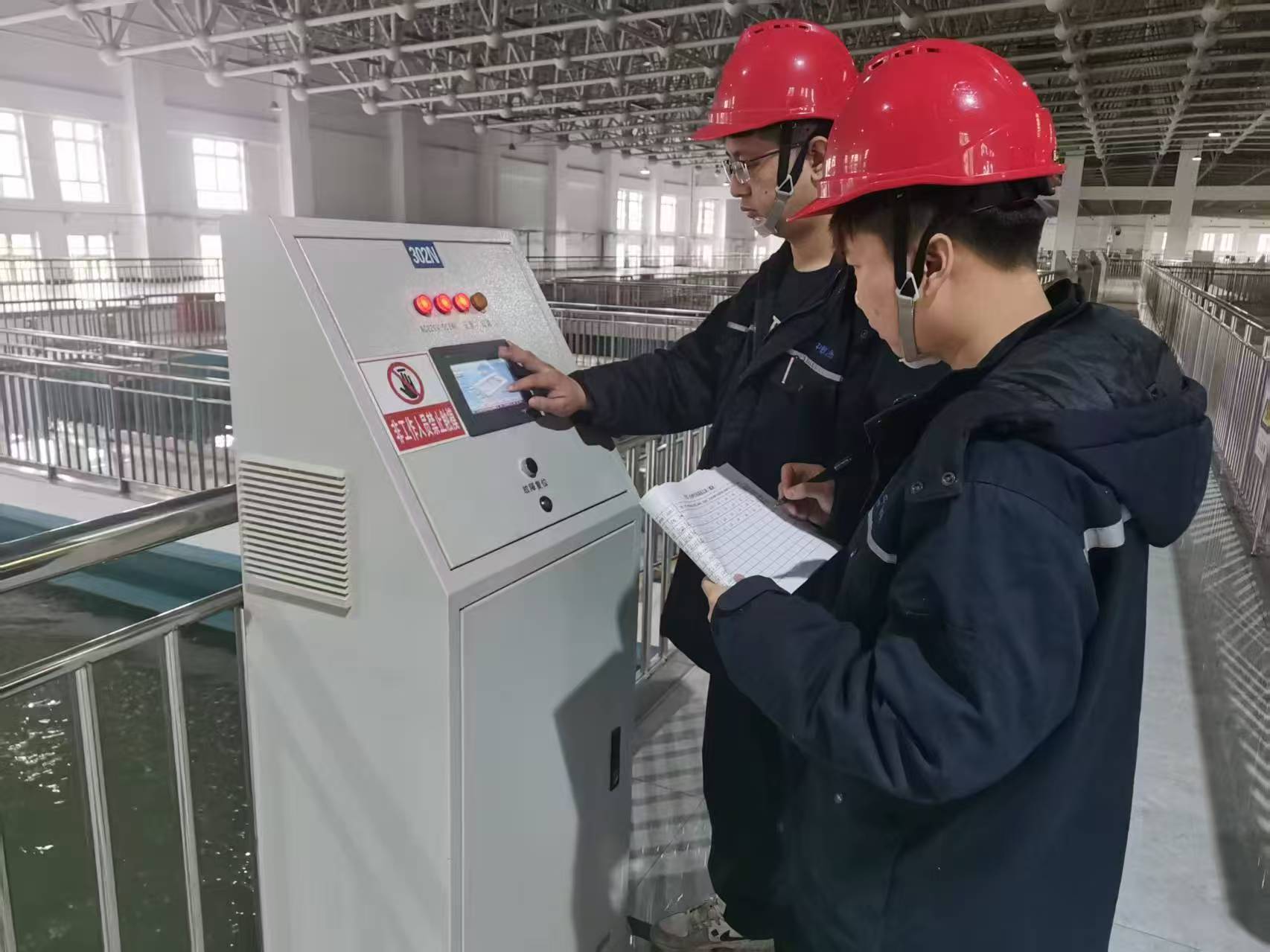 大干100天 决胜保目标⑫|乐鱼网页版-乐鱼(中国)官方团委：百日攻坚“青”力担当 水润万家“青”春建功